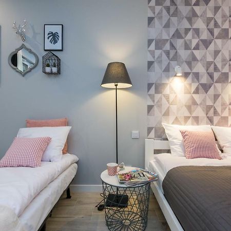 Manufaktura Praska Apartment วอร์ซอ ภายนอก รูปภาพ