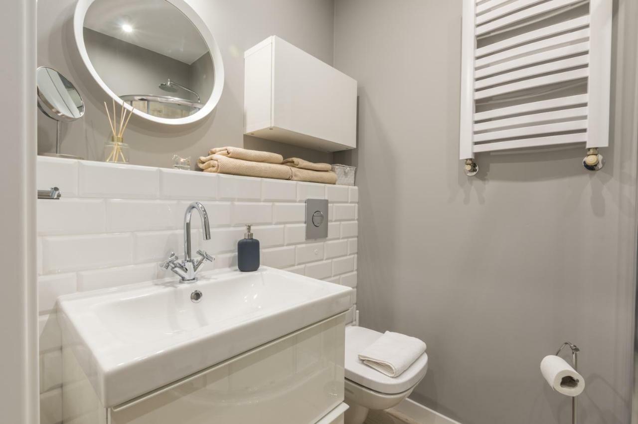 Manufaktura Praska Apartment วอร์ซอ ภายนอก รูปภาพ