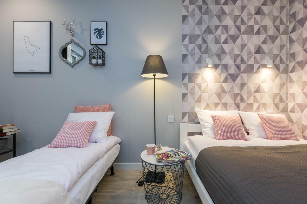Manufaktura Praska Apartment วอร์ซอ ภายนอก รูปภาพ