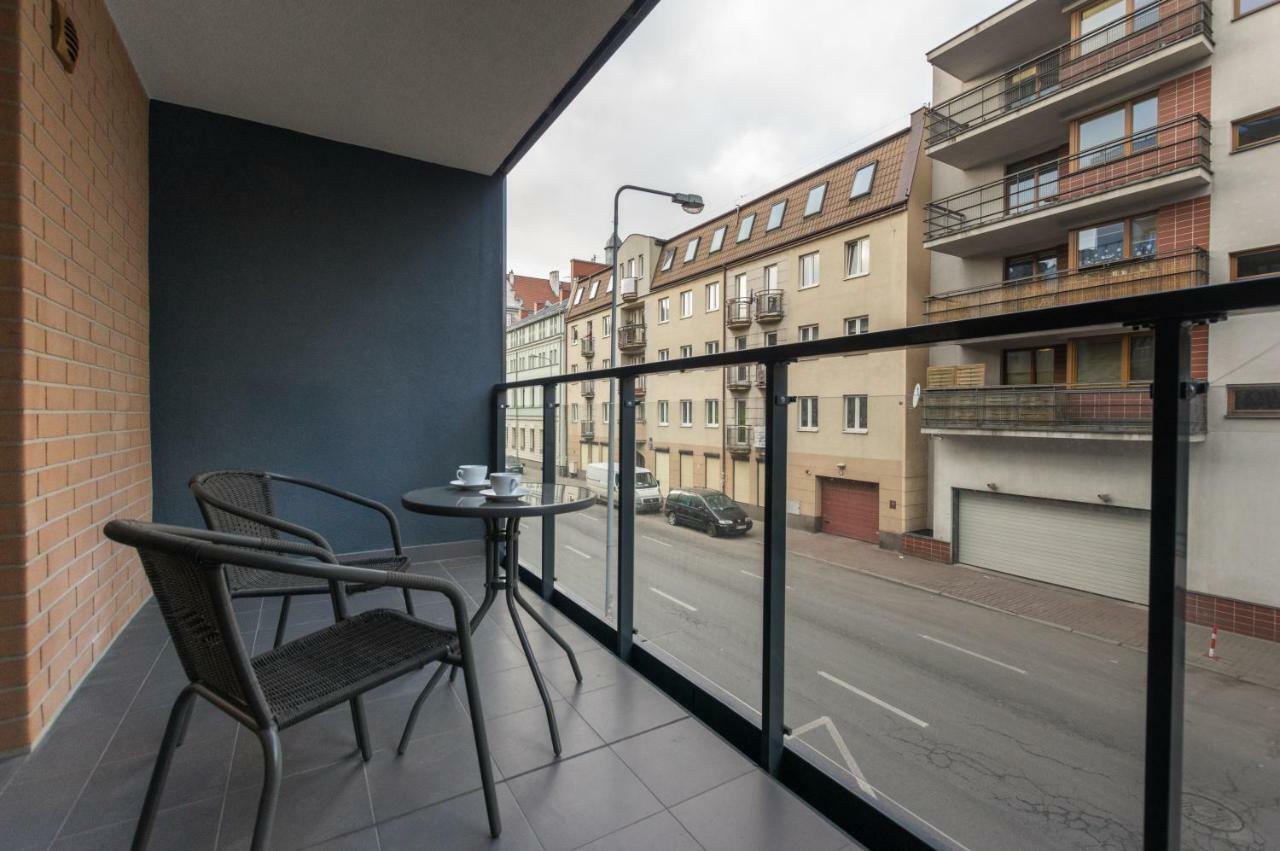 Manufaktura Praska Apartment วอร์ซอ ภายนอก รูปภาพ